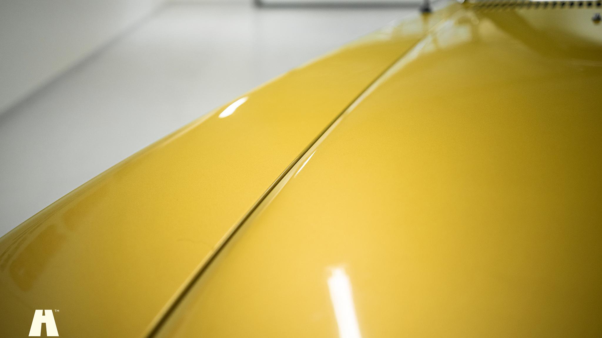 Exteriörbild på 1975 Mercedes SL 350