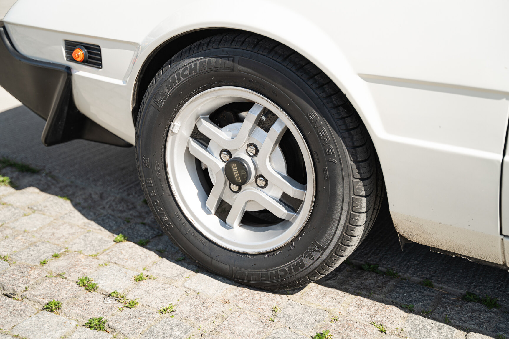 Exteriörbild på 1984 Bertone X 1/9