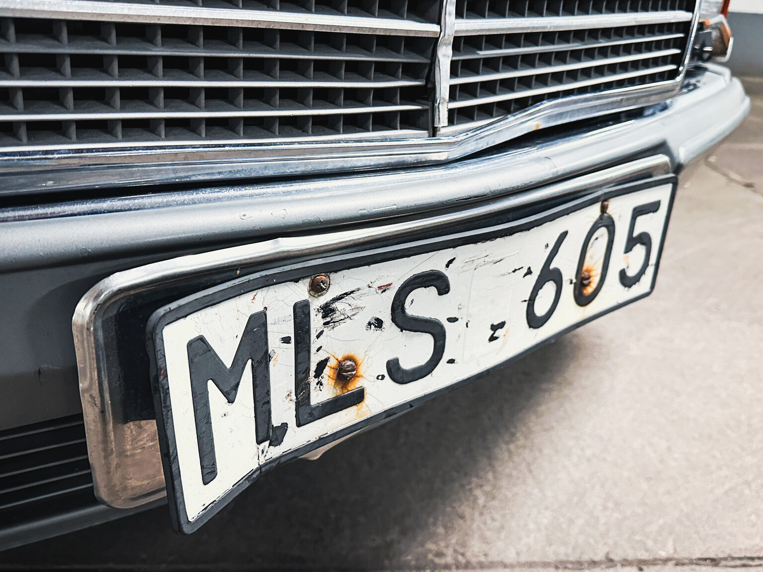 Aussenfoto 1985 Mercedes-Benz 500 SEL