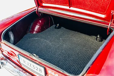 #<Image:0x00007f10b4c60f18>