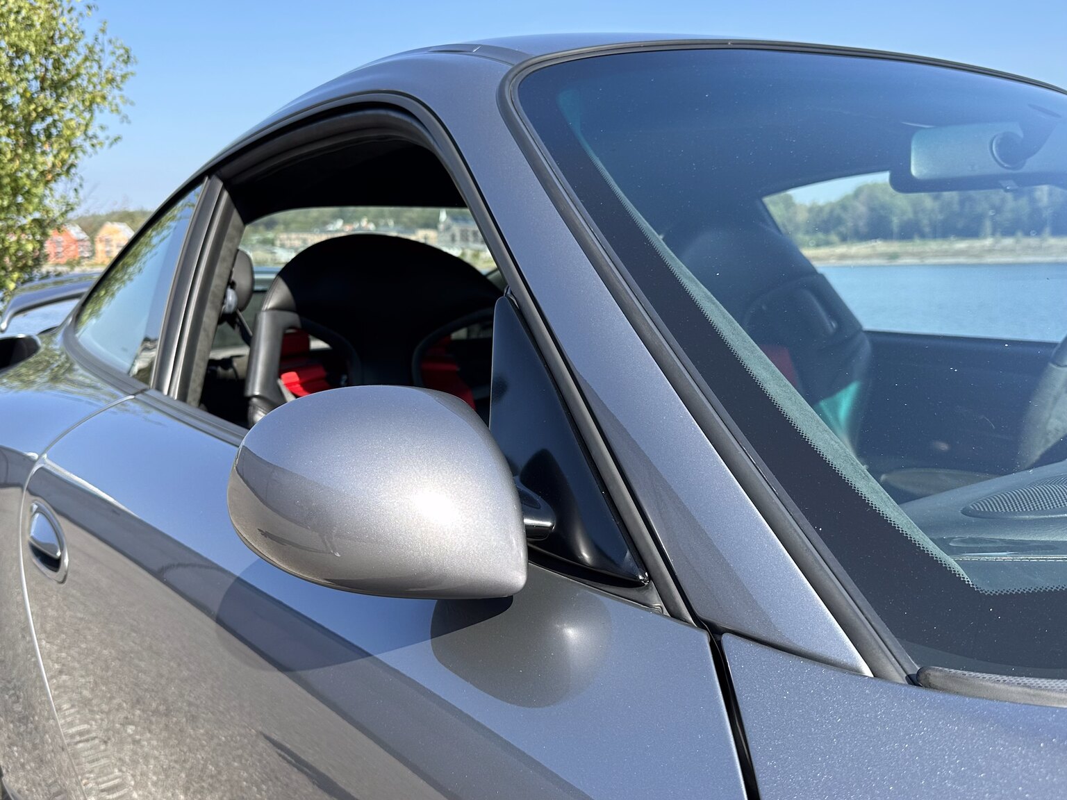 Exteriörbild på 2001 Porsche 911 Turbo RUF RT12