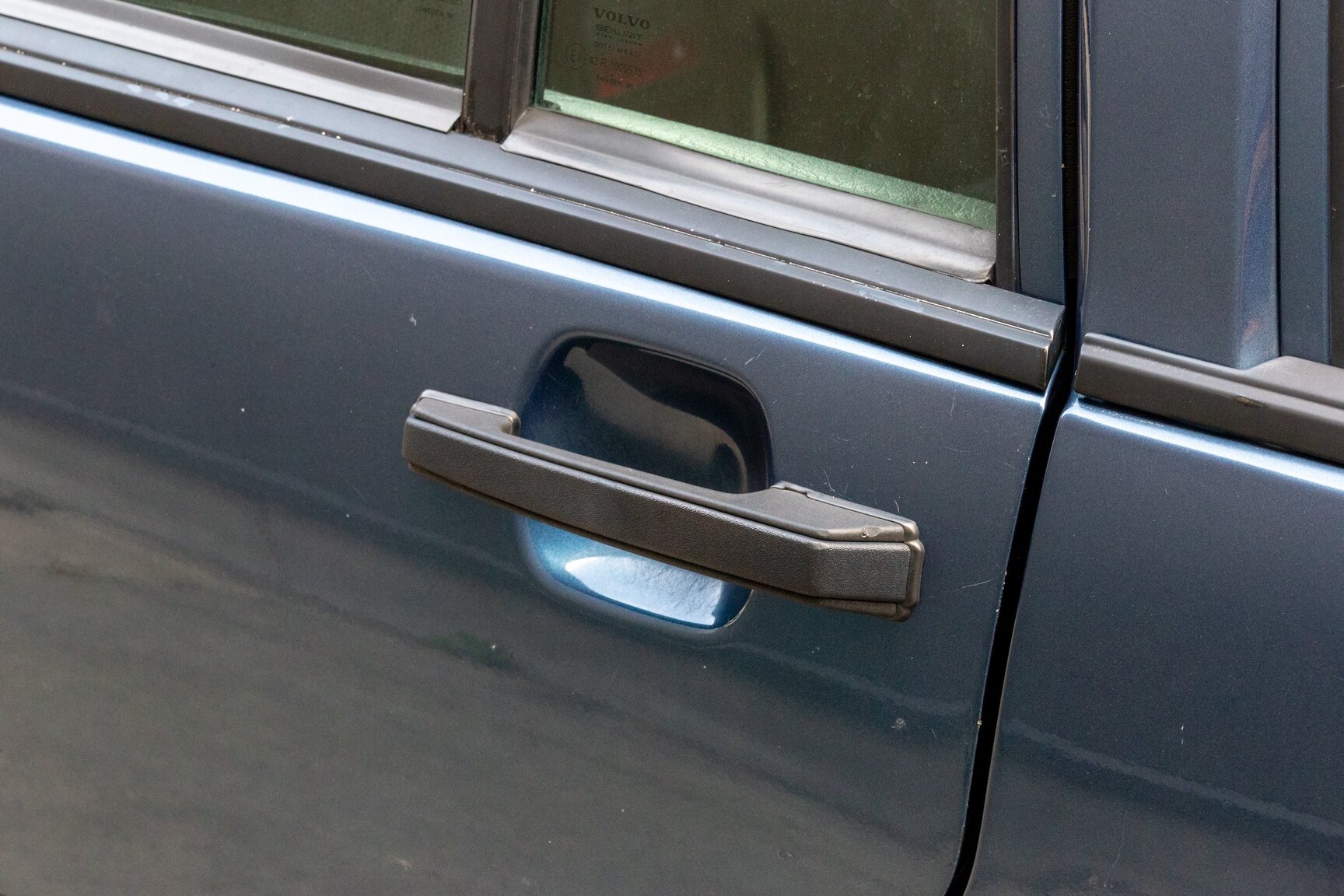 Exteriörbild på 1990 Volvo 745 Turbo (13)