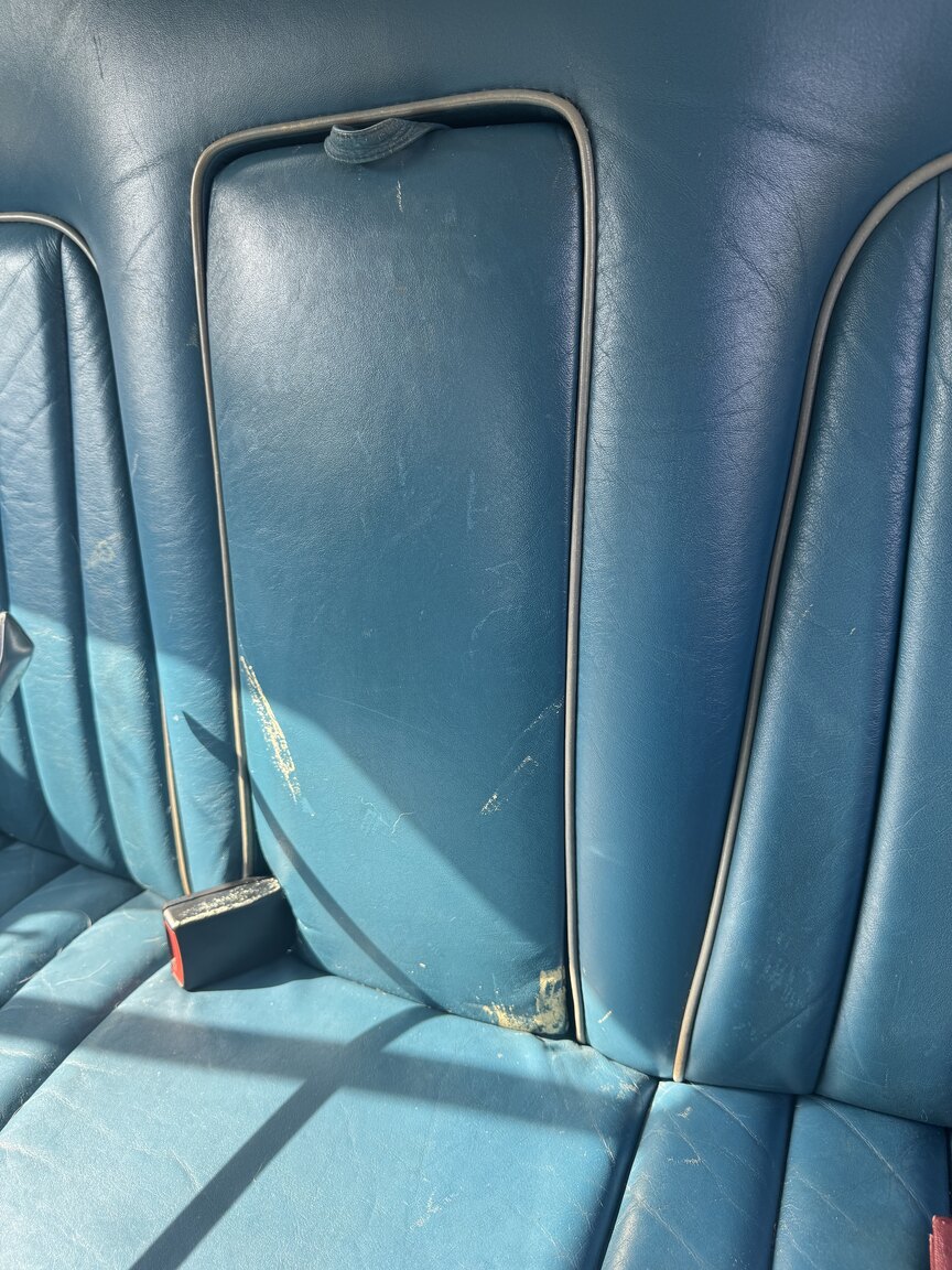 Interior image of 1976 Rolls-Royce Silver Shadow