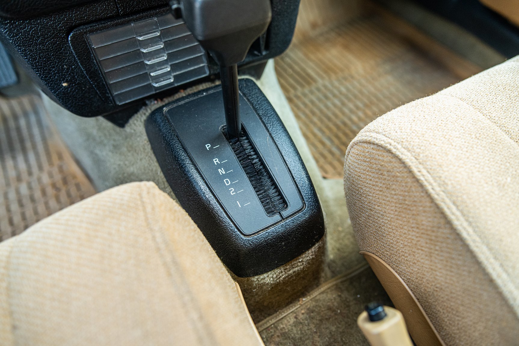 Interiörbild 1993 Volvo 245 GL Classic "No Reserve Auction"