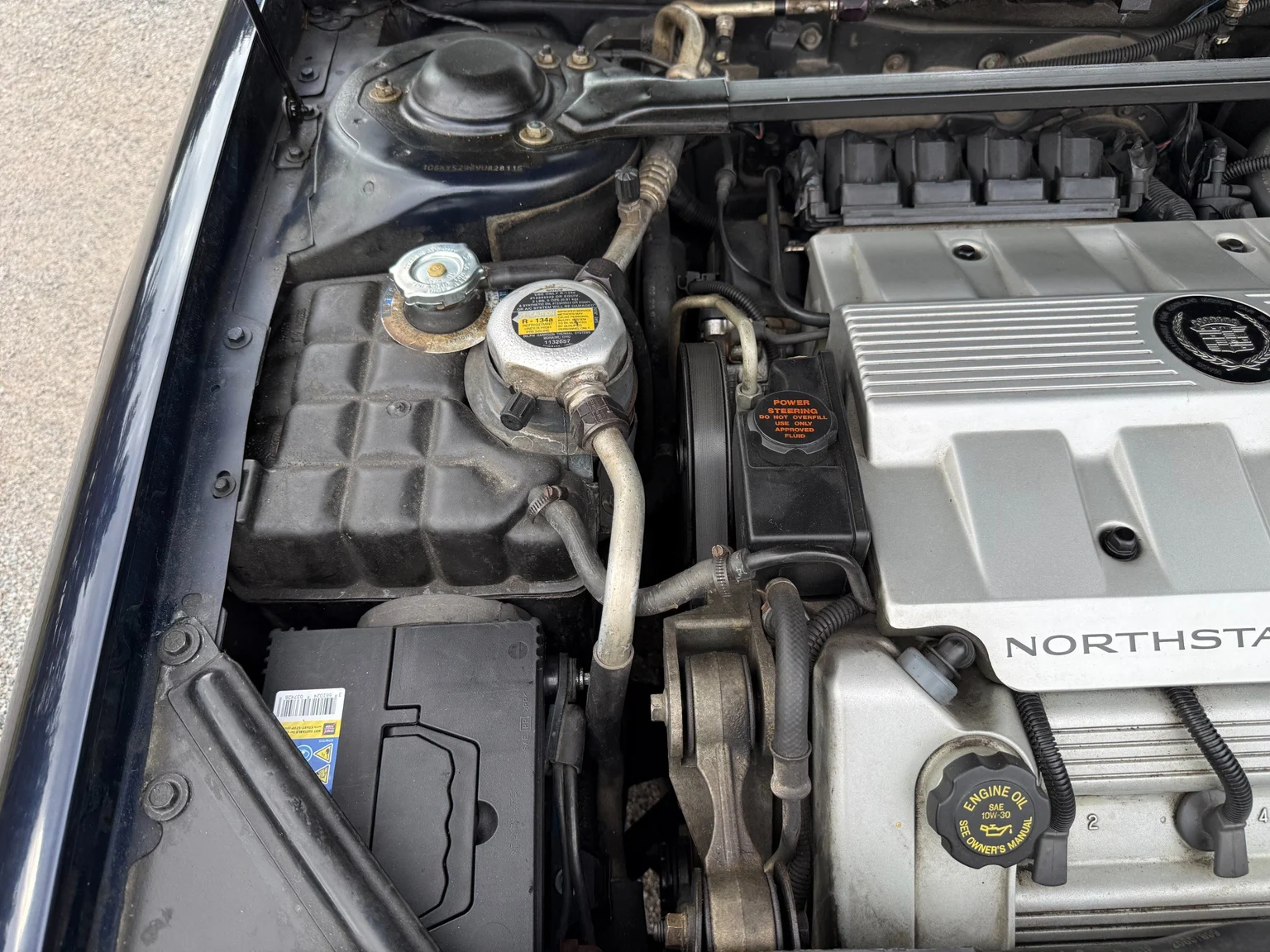 Image of 1997 Cadillac STS Seville 4.6 V8 mechanics (4)