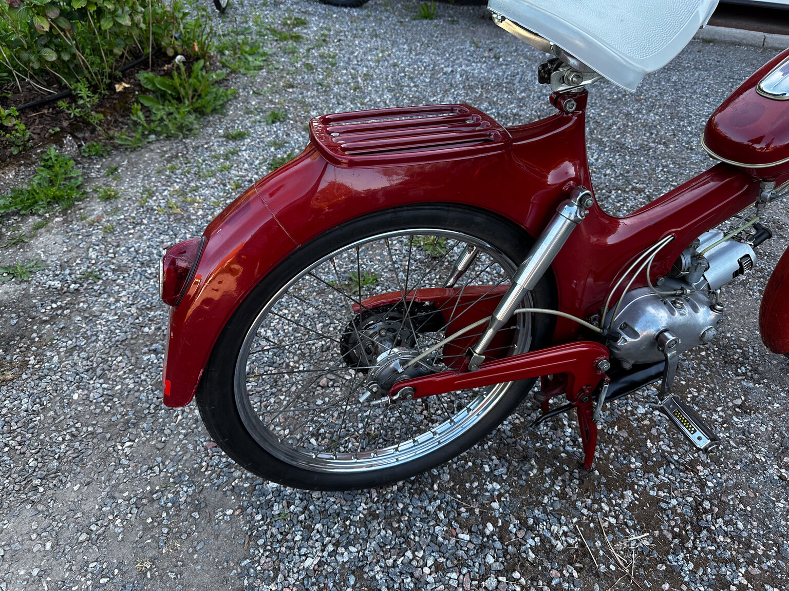 Exteriörbild på 1956 Puch MS 50 L (10)