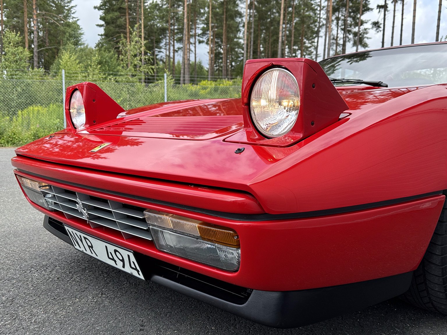 Exteriörbild på 1988 Ferrari 328 GTB