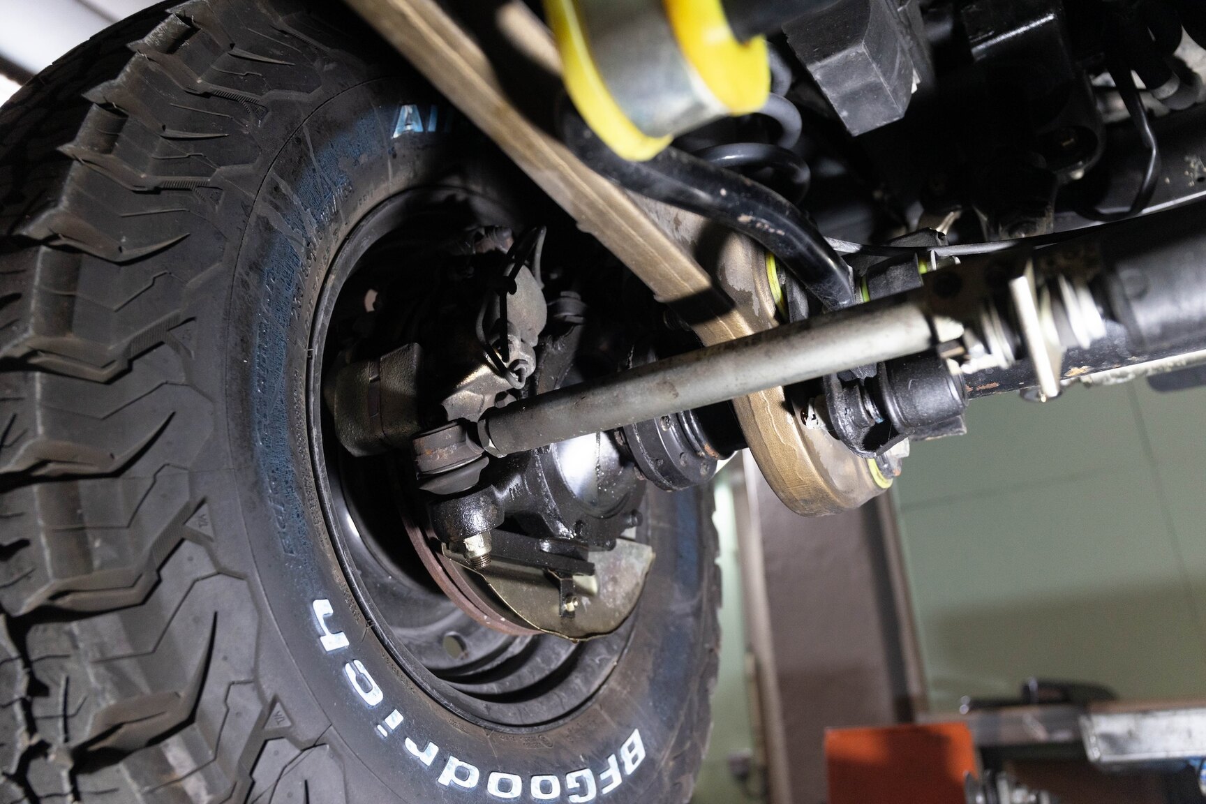 Image of 1991 Range Rover Restomod mechanics