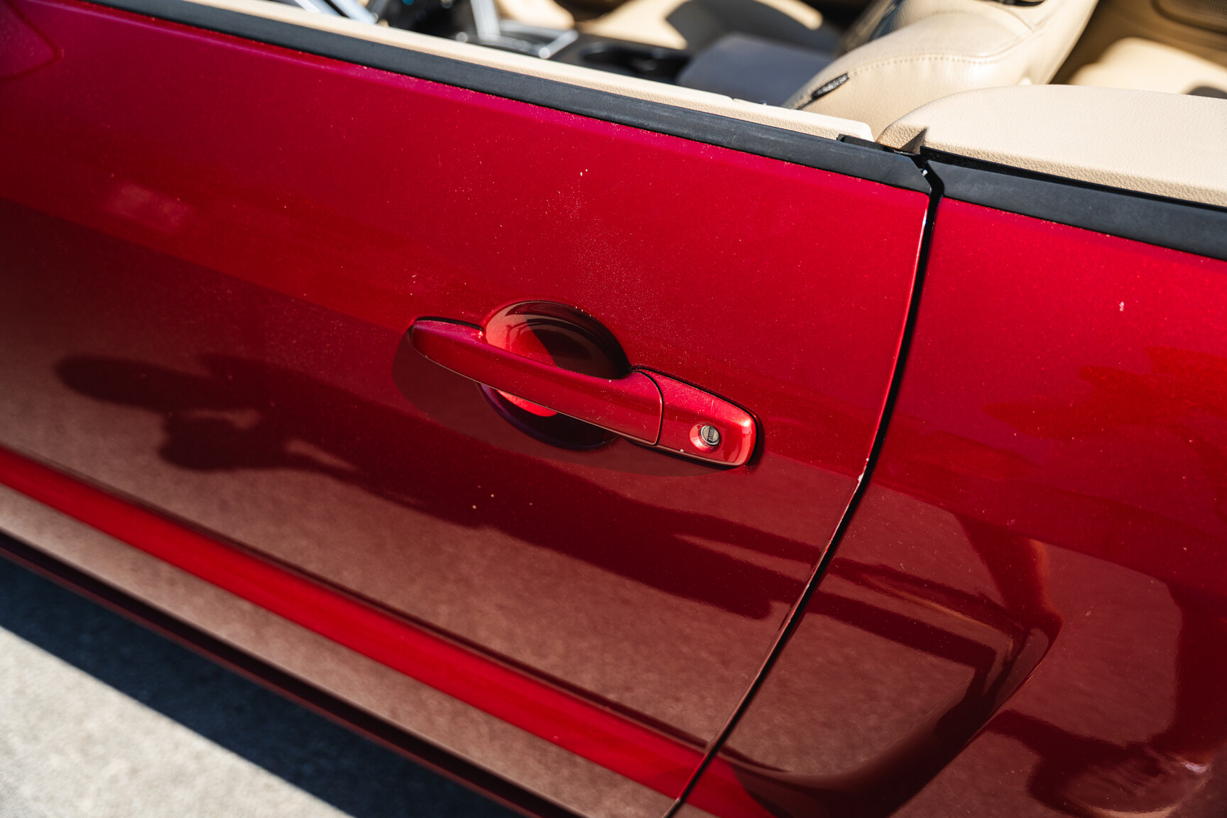 Exterior image of 2005 Ford Mustang GT Cabriolet