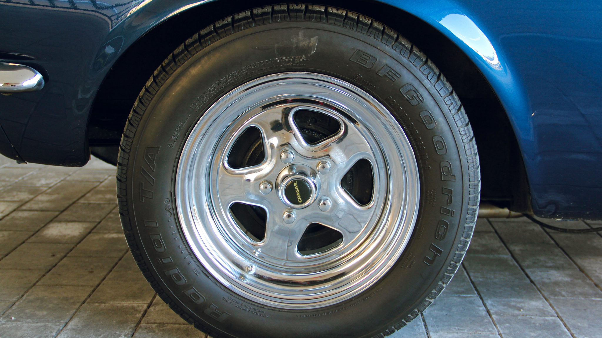 Exteriörbild på 1967 Ford Mustang 305ci HT (15)