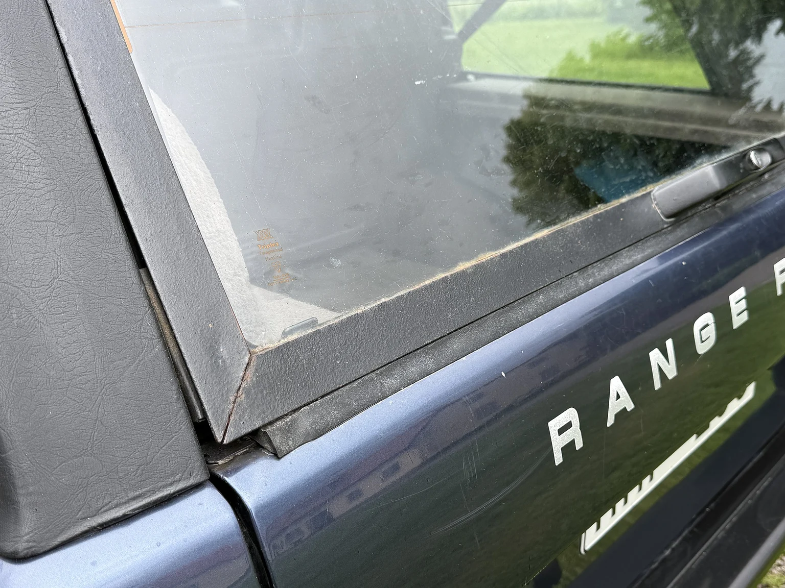 Aussenfoto 1990 Range Rover Vogue SE 3.9 (27)
