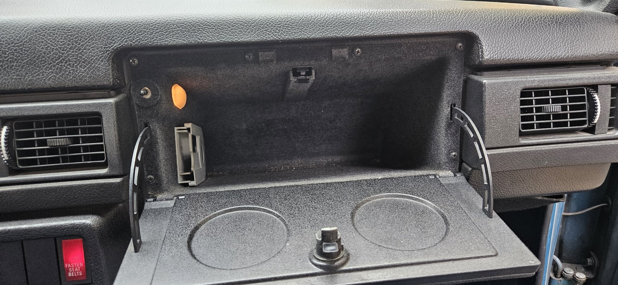 Innenraumfoto von 1977 Volvo 242