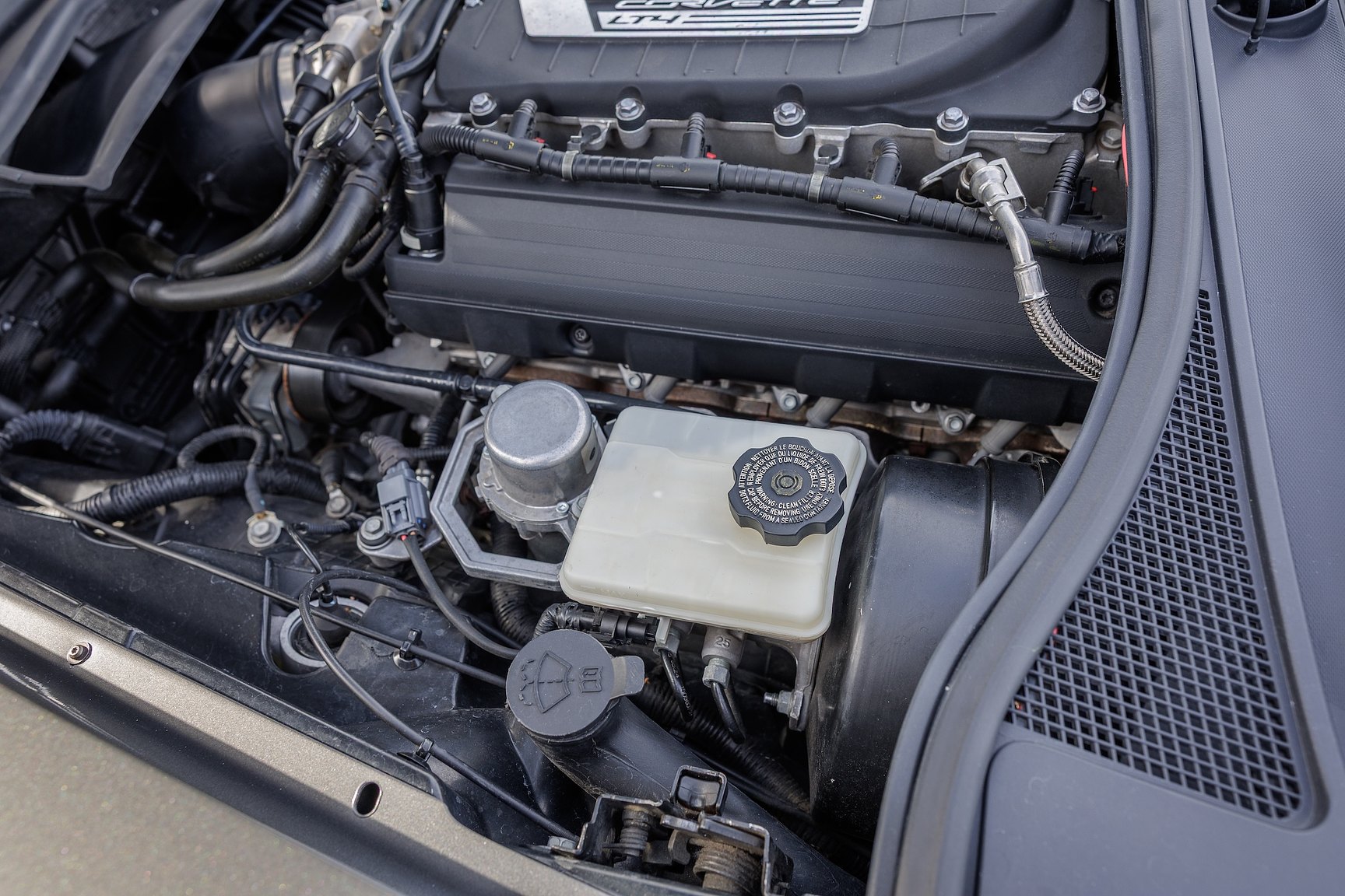Image of 2016 Chevrolet Corvette Z06 mechanics