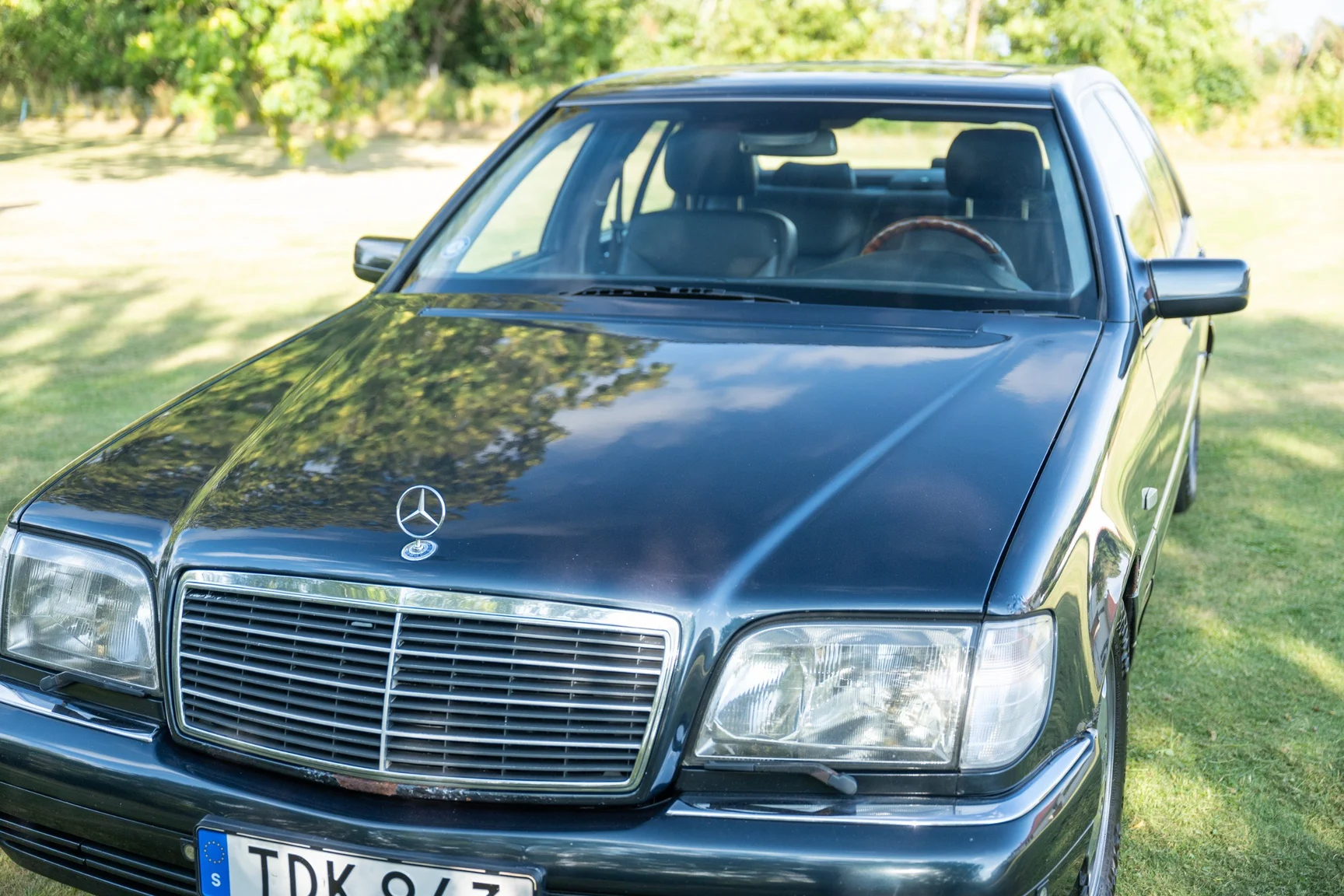 Exterior image of 1998 Mercedes-Benz S 500 (5)