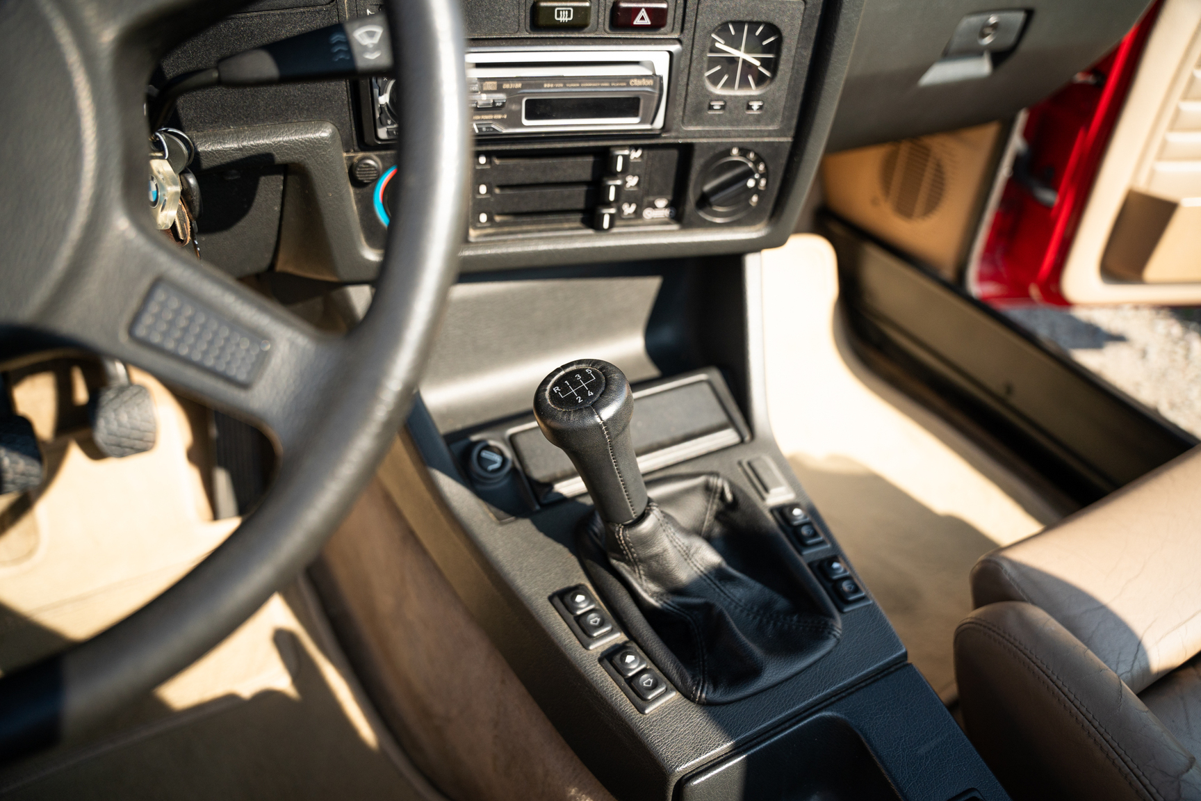 Interior image of 1988 BMW 325 Cabriolet (E30)