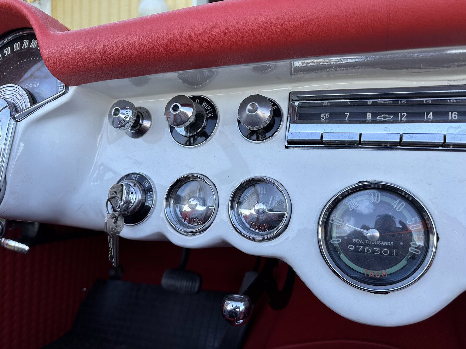 Interiörbild 1956 Chevrolet Corvette 