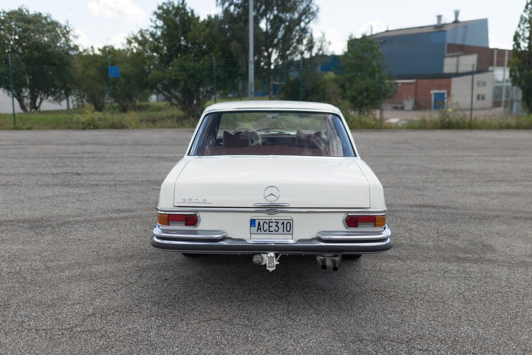 Exteriörbild på 1966  Mercedes-Benz 250 