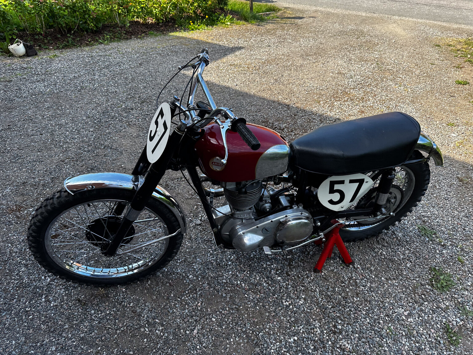 Exteriörbild på 1954 Ariel HS 500