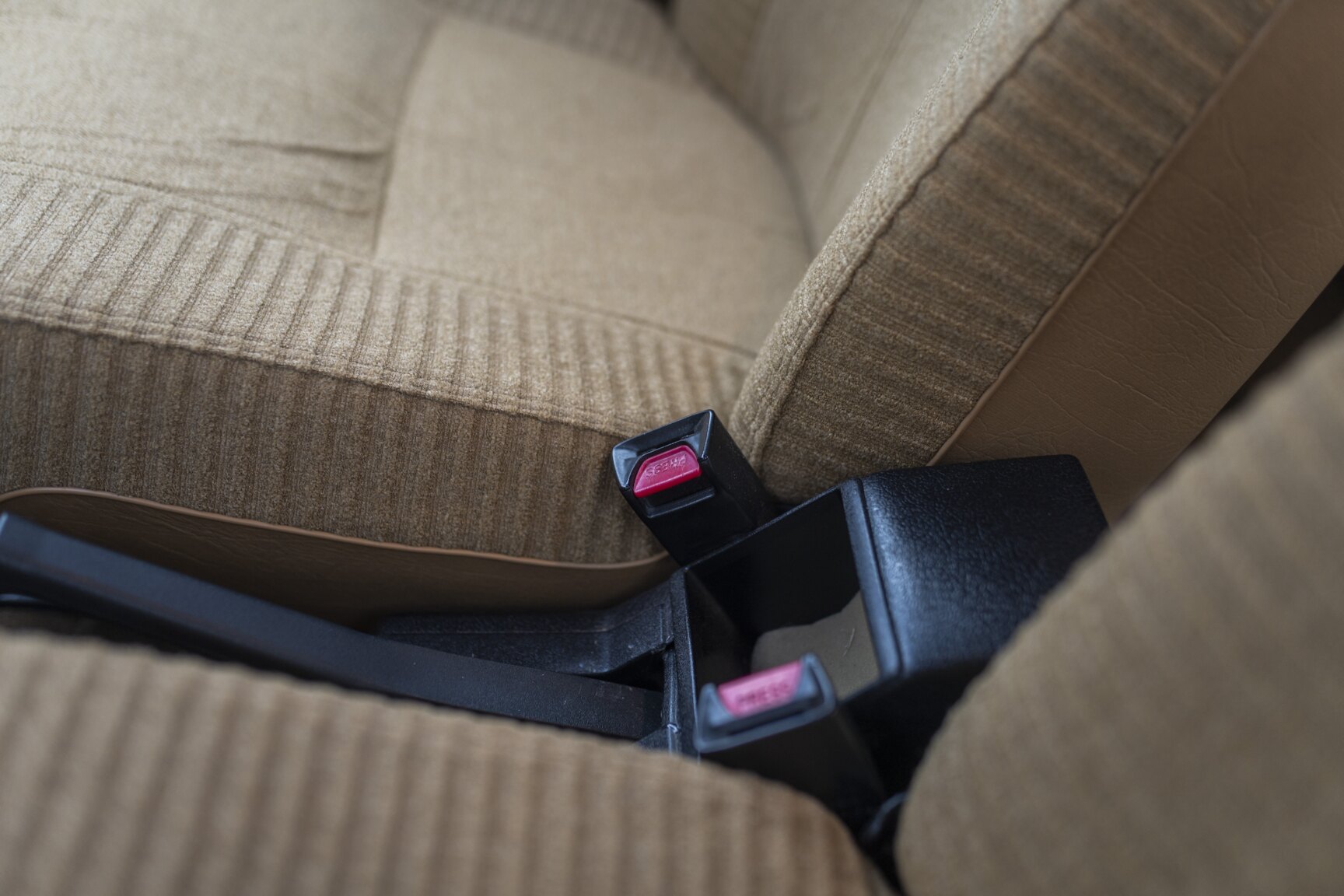 Interior image of 1981 Volvo 244