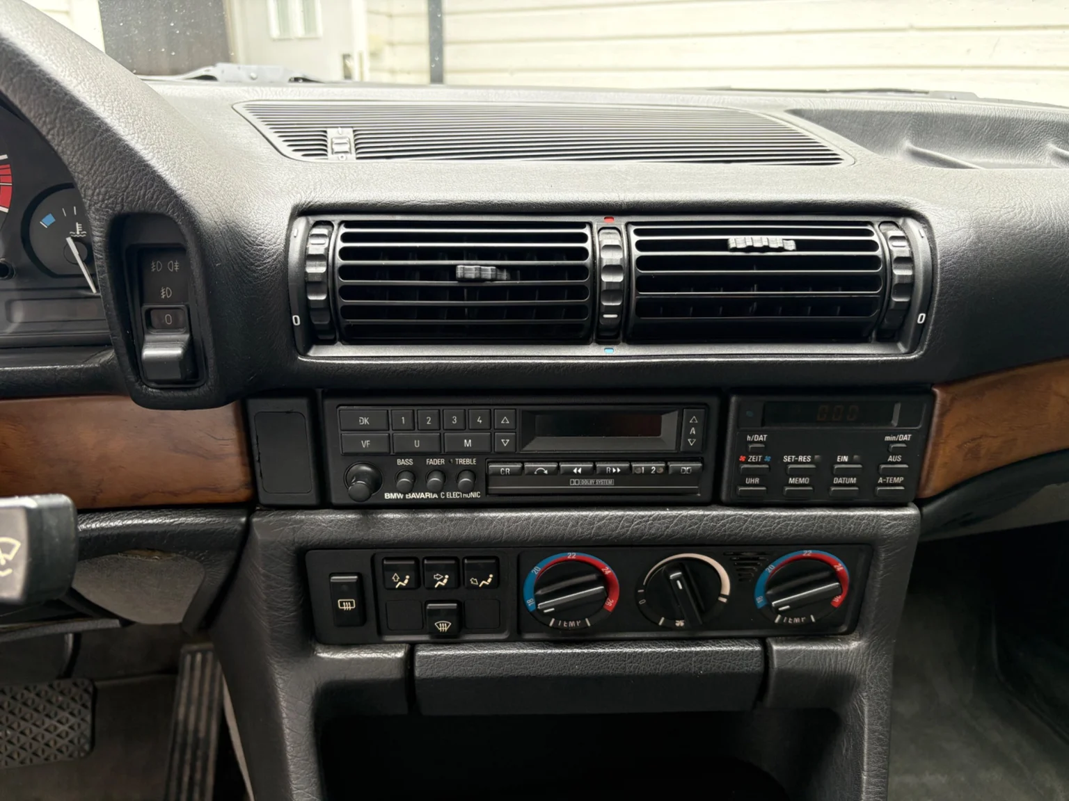 Interiörbild 1988 BMW 730iA (28)