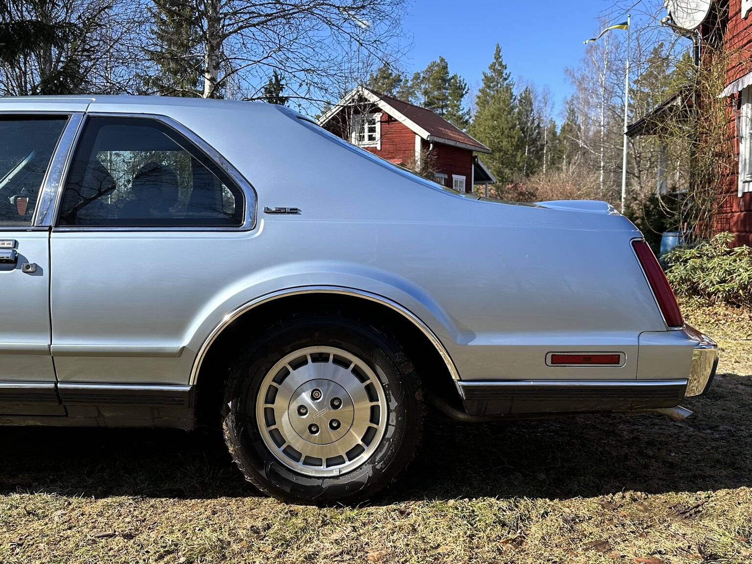 Aussenfoto 1987 Lincoln Mark VII LSC