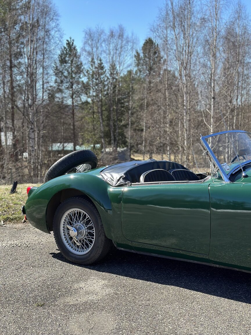 Exteriörbild på 1957 MGA Roadster (50)