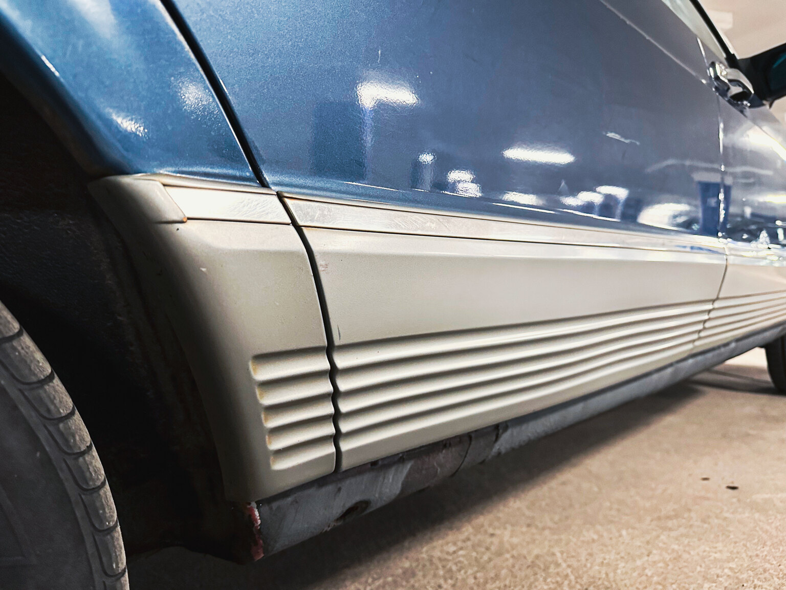 Exteriörbild på 1985 Mercedes-Benz 500 SEL