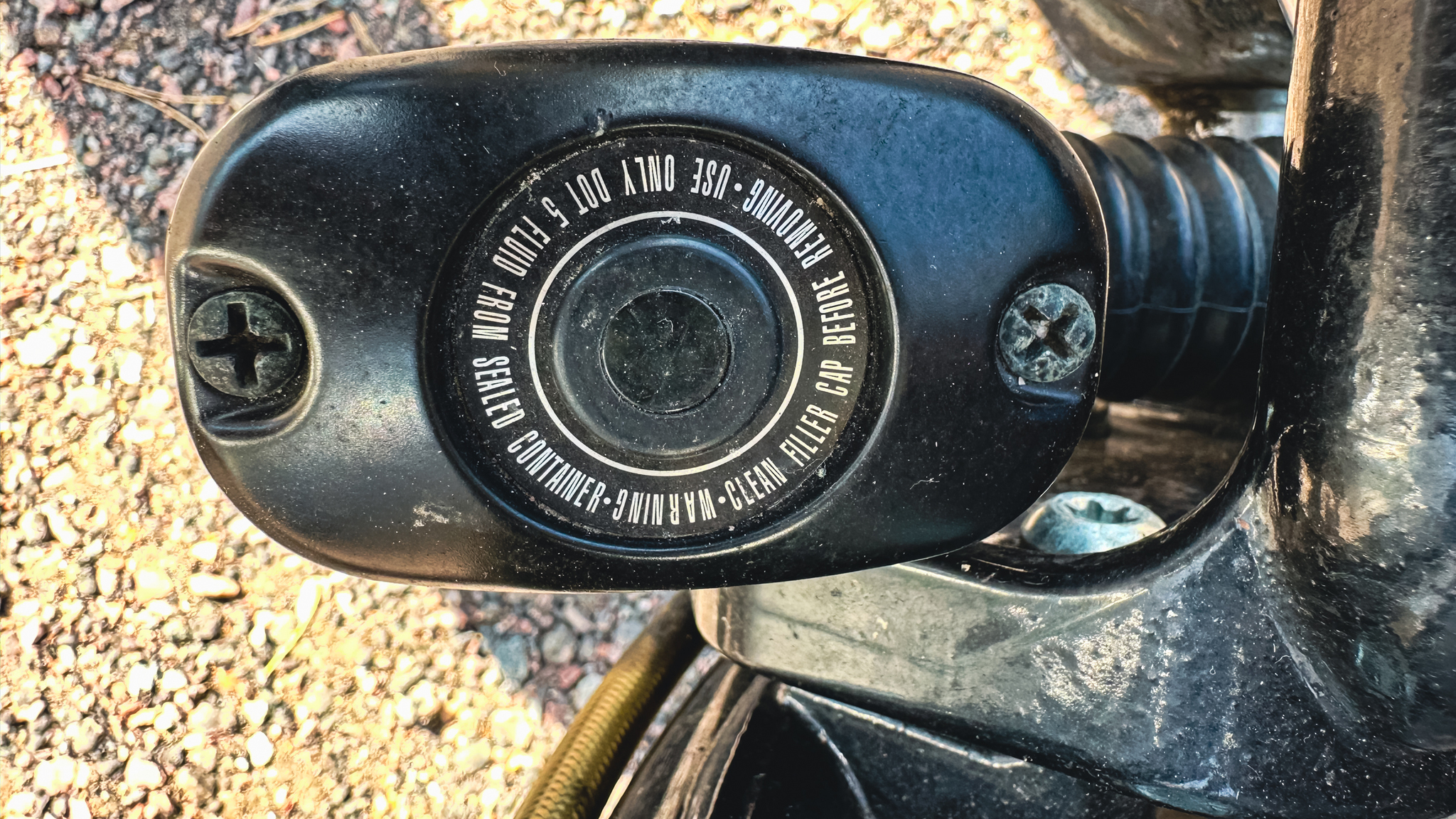 Exterior image of 2000 Harley-Davidson FXST Custom