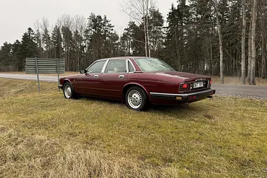 #<Image:0x00007fa5577c35e0>