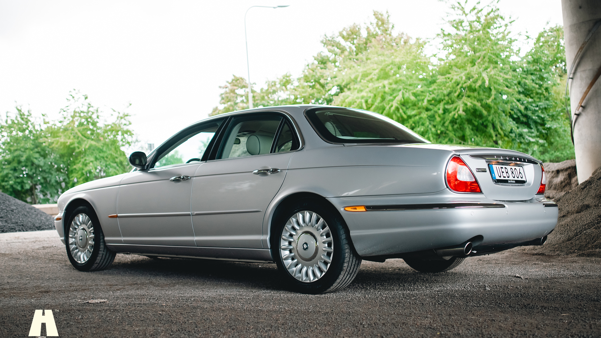 Exteriörbild på 2003 Jaguar XJ Super V8