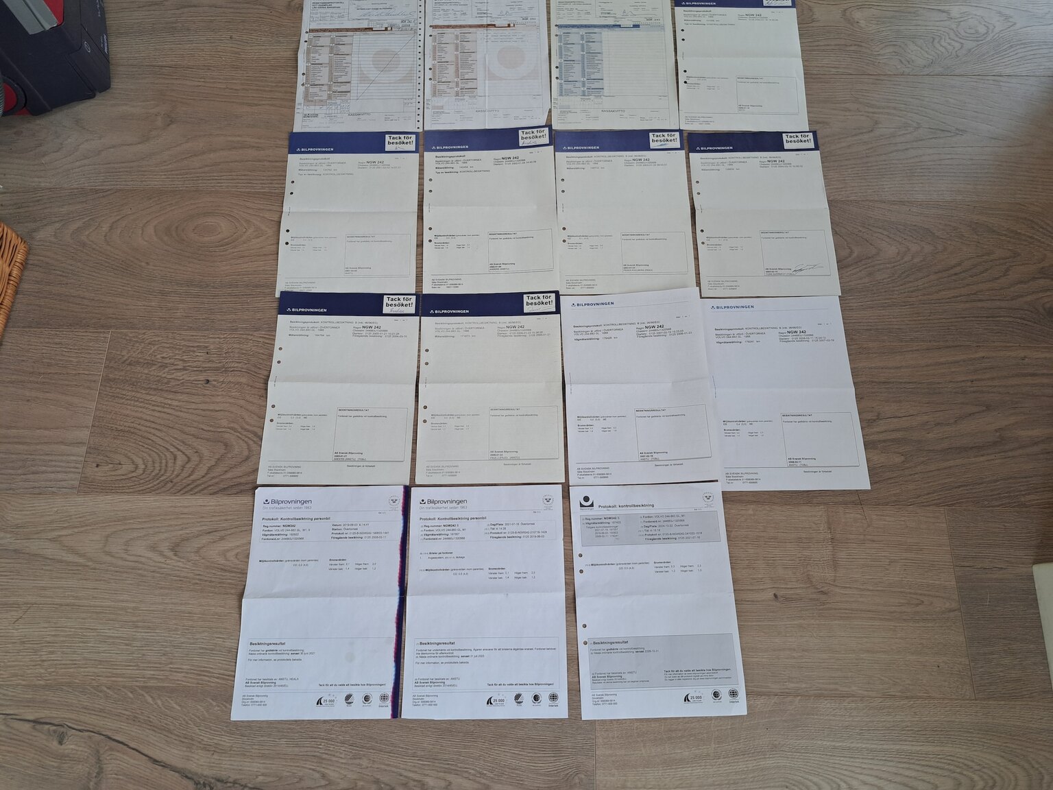 Documentation for 1988 Volvo 240 GL