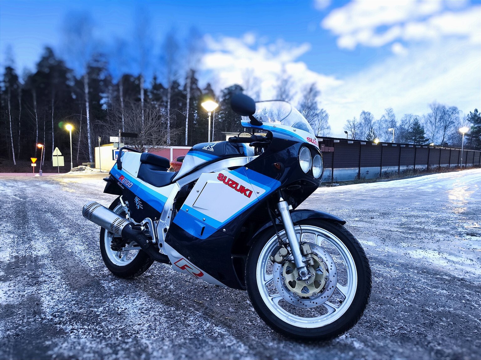 Exterior image of 1986 Suzuki GSX-R1100