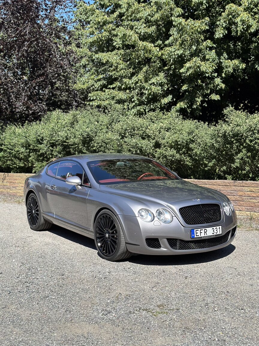 Exteriörbild på 2005 Bentley Continental GT