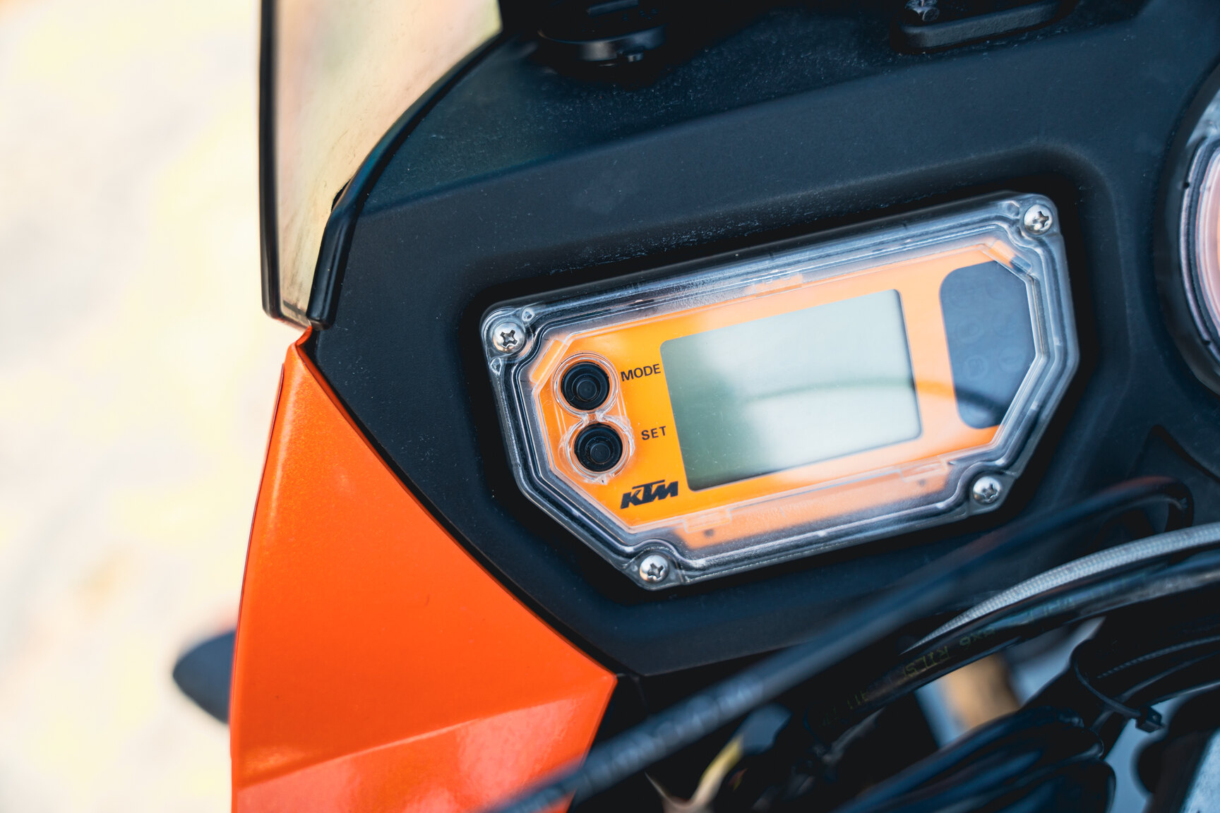 Exteriörbild på 2003 KTM 950 Adventure S (39)