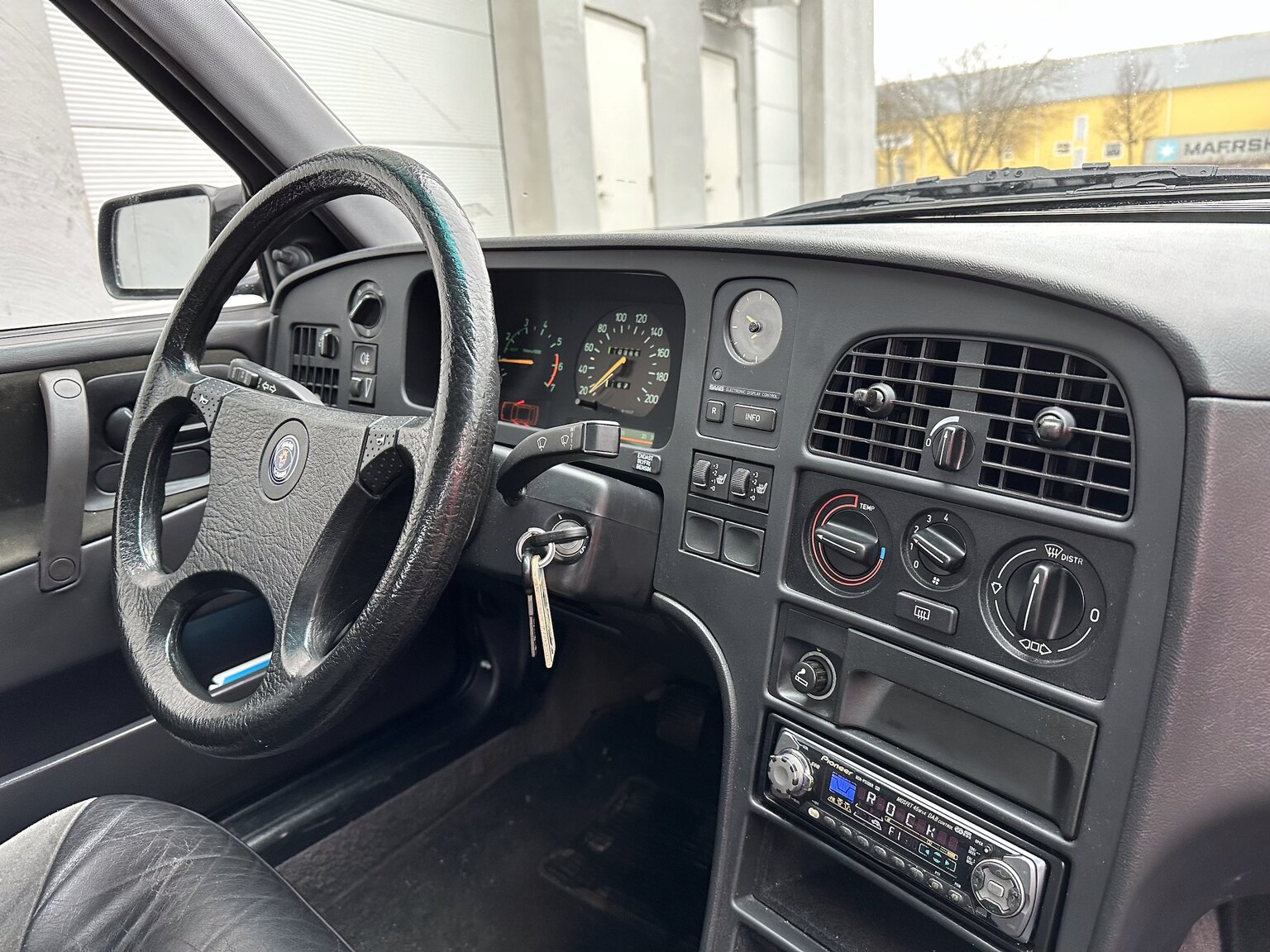Innenraumfoto von 1988 SAAB 9000i