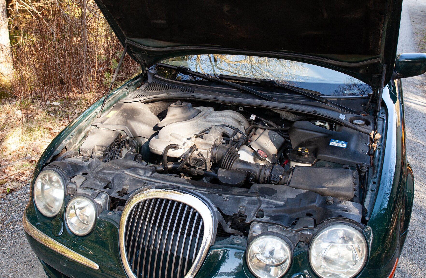 Image of 1999 Jaguar S-Type V6 mechanics