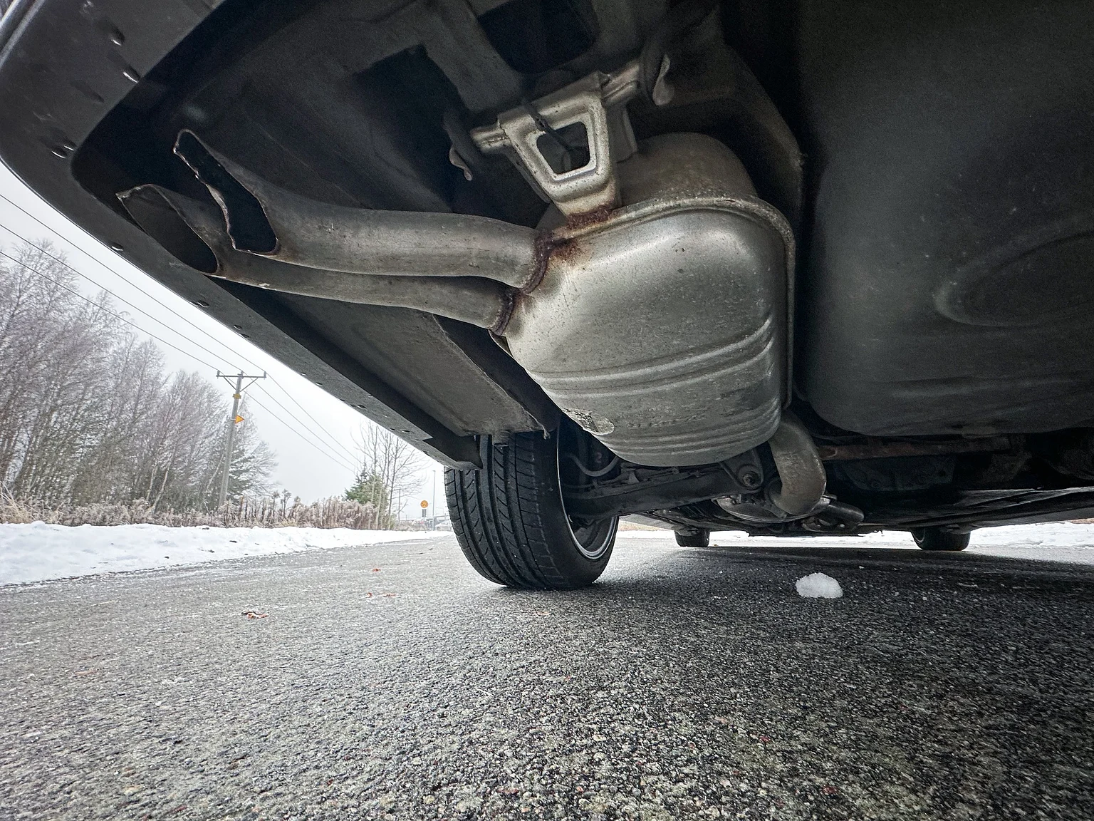 Image of 1993 Mercedes-Benz E 320 "AMG" (49) mechanics