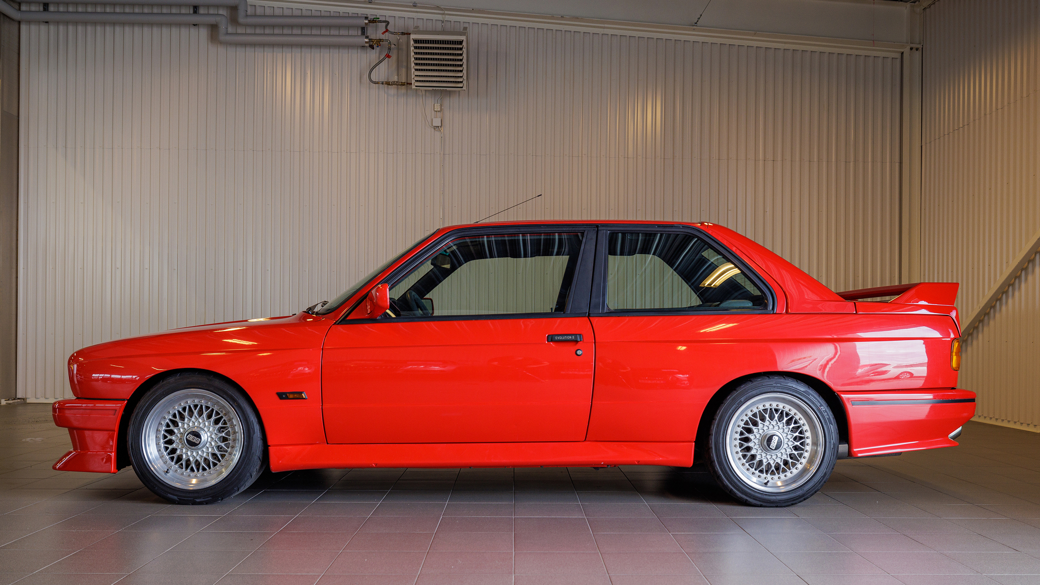 Exteriörbild på 1988 BMW E30 M3 EVO II