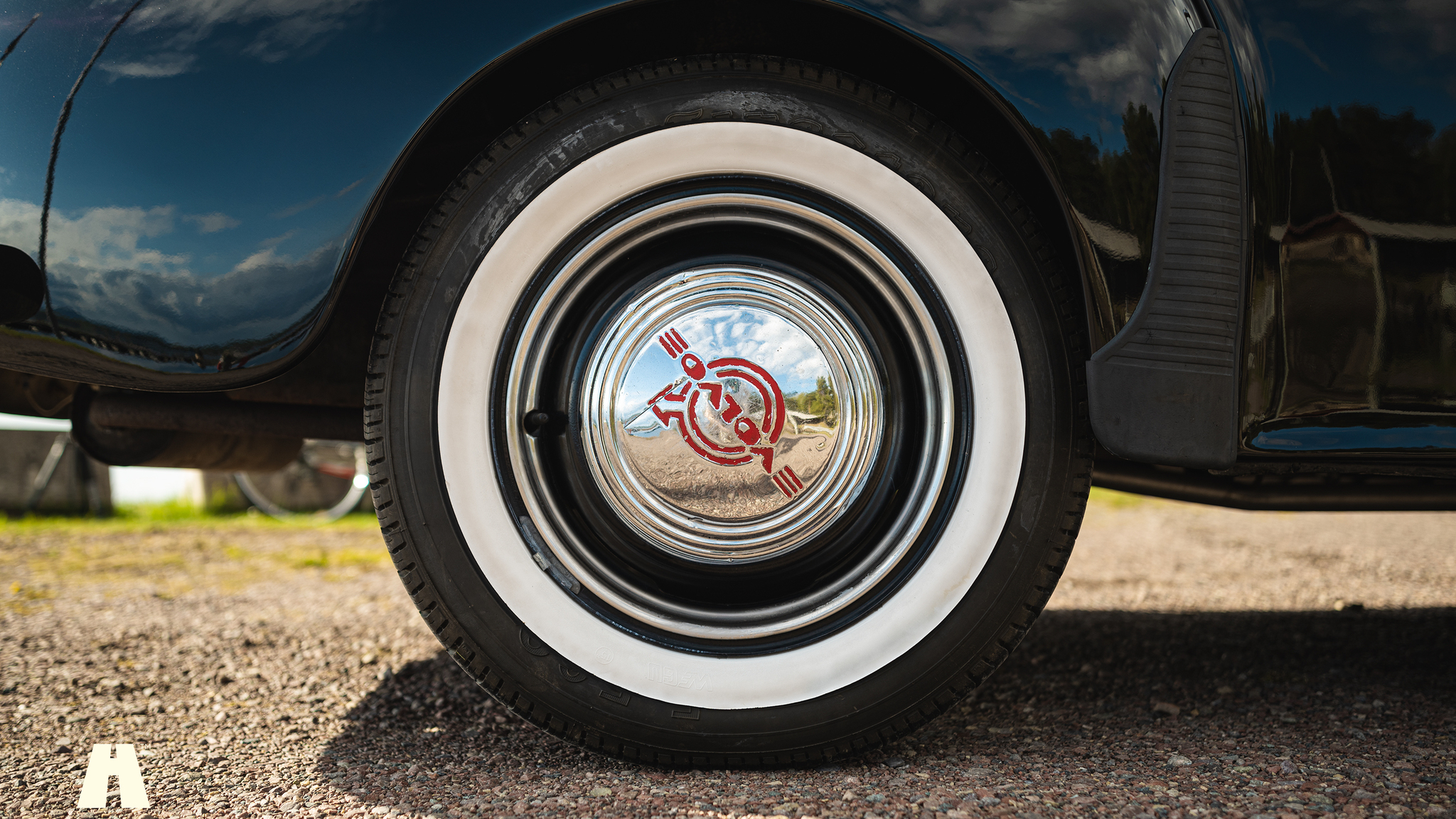 Exterior image of 1953 Volvo PV 444E