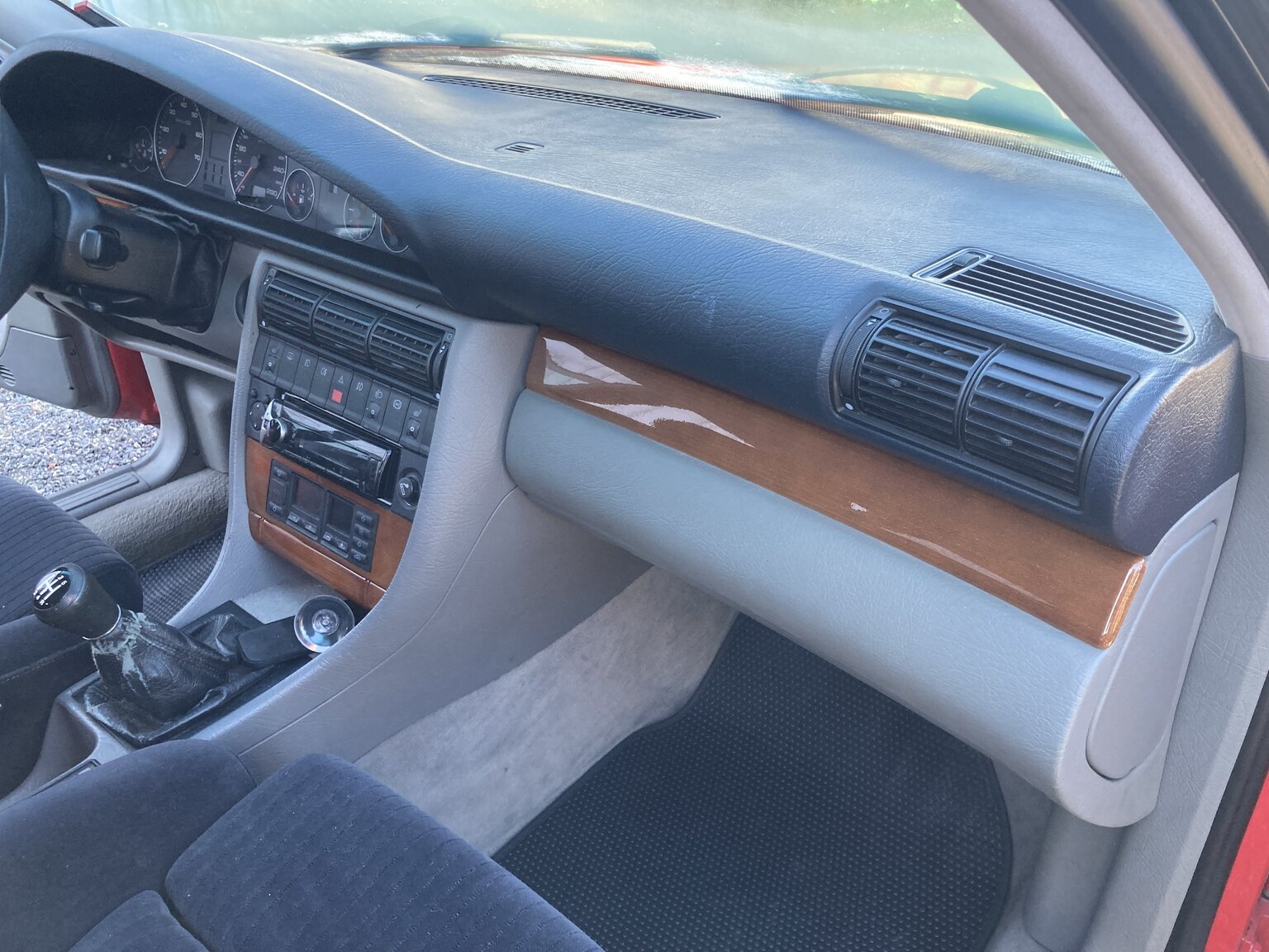 Innenraumfoto von 1992 Audi 100 Avant 2.3E Quattro