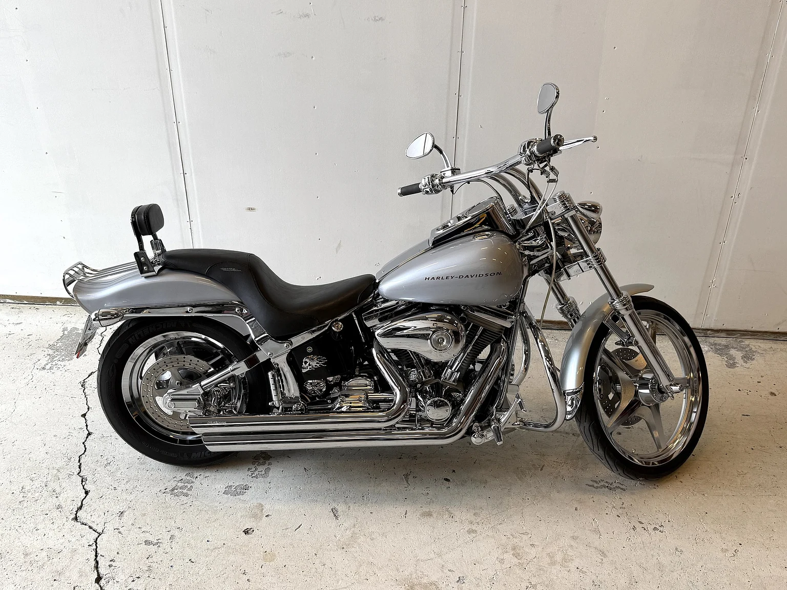 Exteriörbild på 1999 Harley-Davidson Fxst Softail (8)