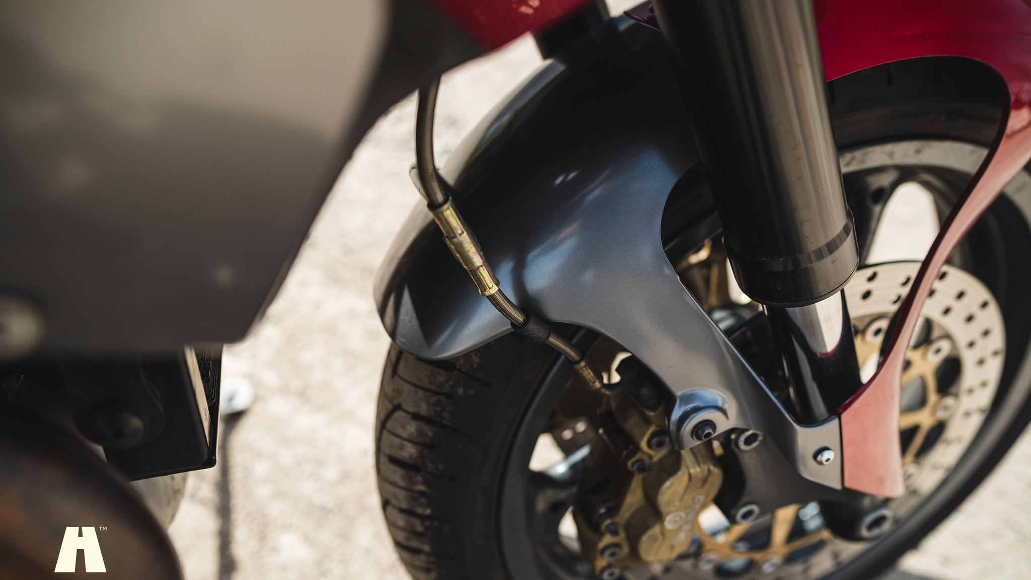 Image of 2002 Moto Guzzi V11 Le Mans (5) mechanics