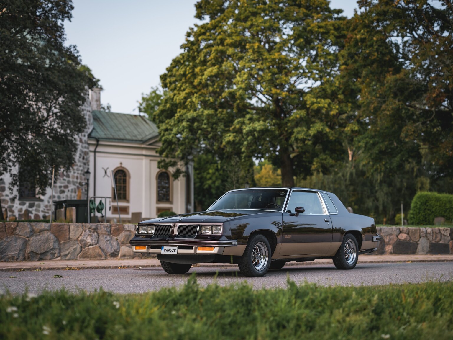 Exteriörbild på 1986 Oldsmobile Cutlass 442