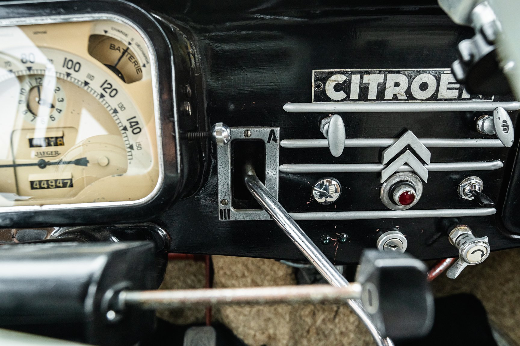 Interior image of 1951 Citroën Berline 11 Sport