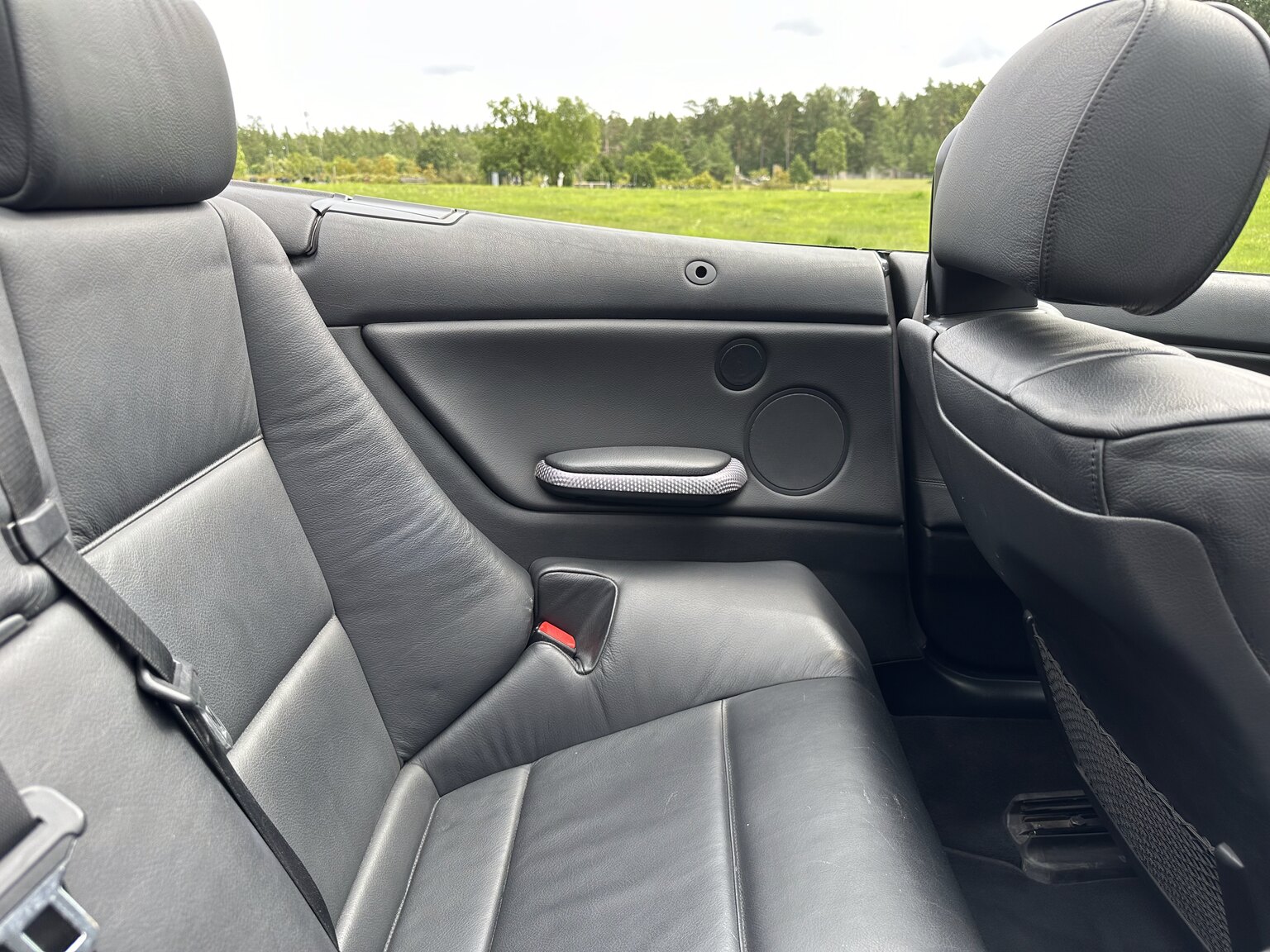 Innenraumfoto von 2005 BMW 330Ci