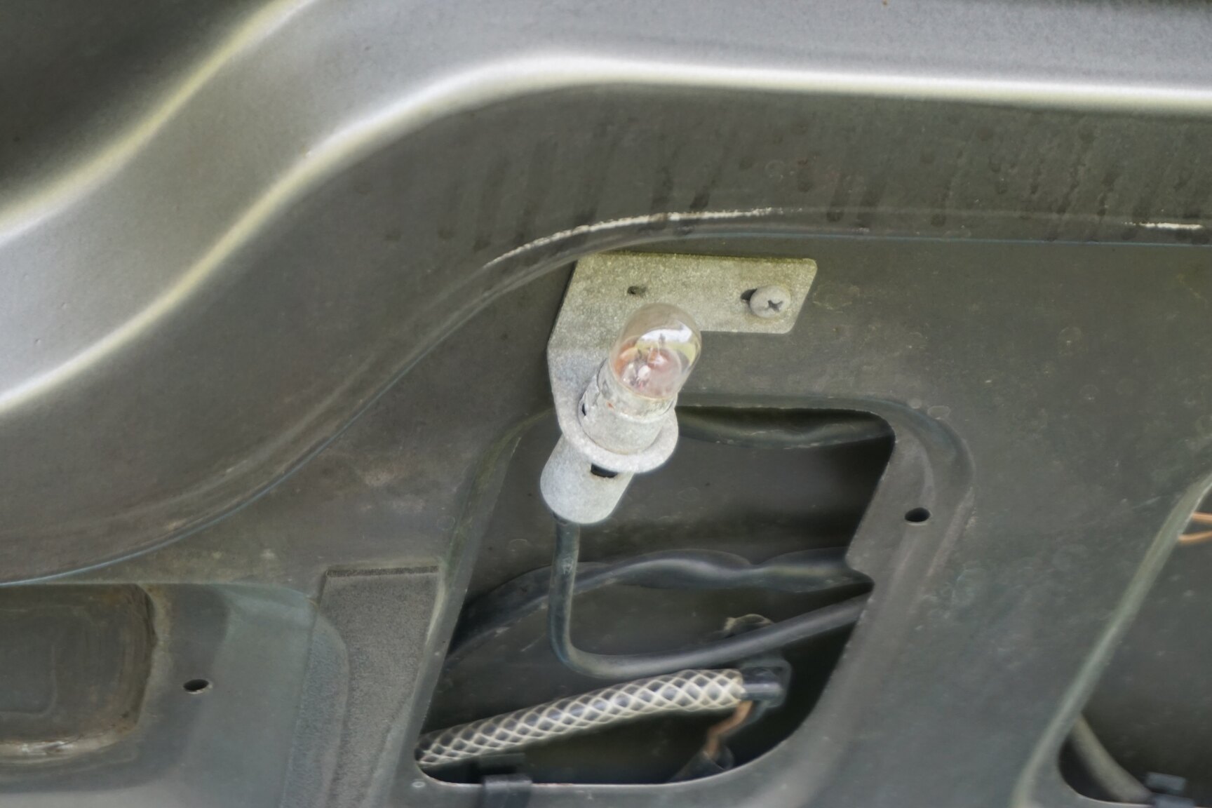 Image of 1985 Porsche 944 "NO RESERVE AUCTION" mechanics