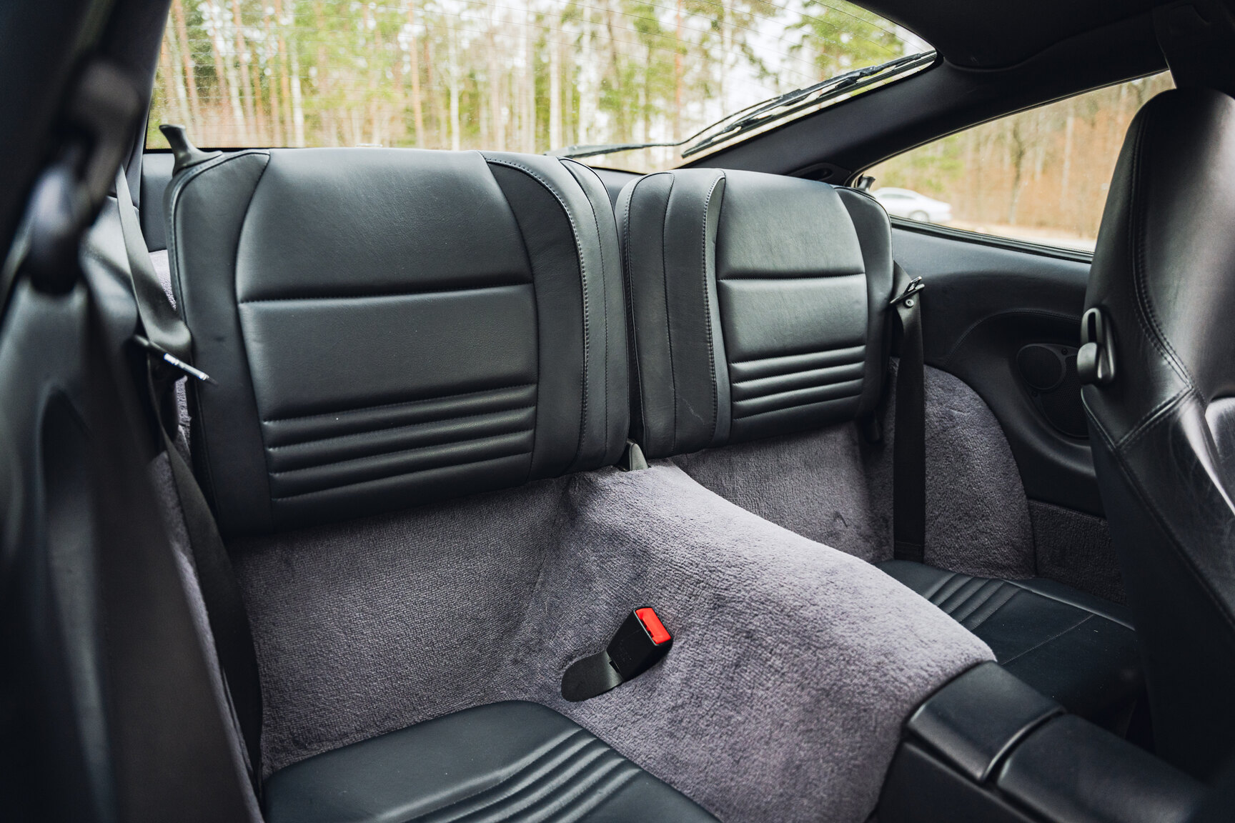 Interior image of 1999 Porsche 911 Carrera 4