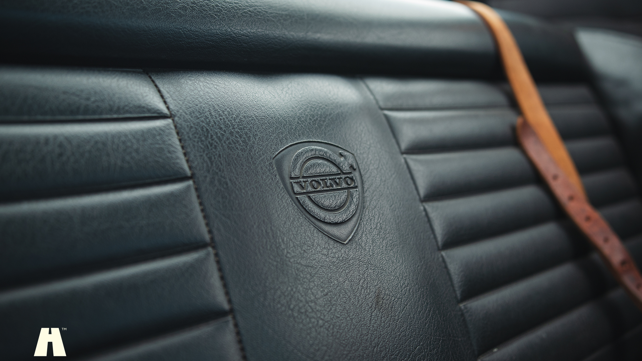 Interior image of 1966 Volvo P1800 S (42)