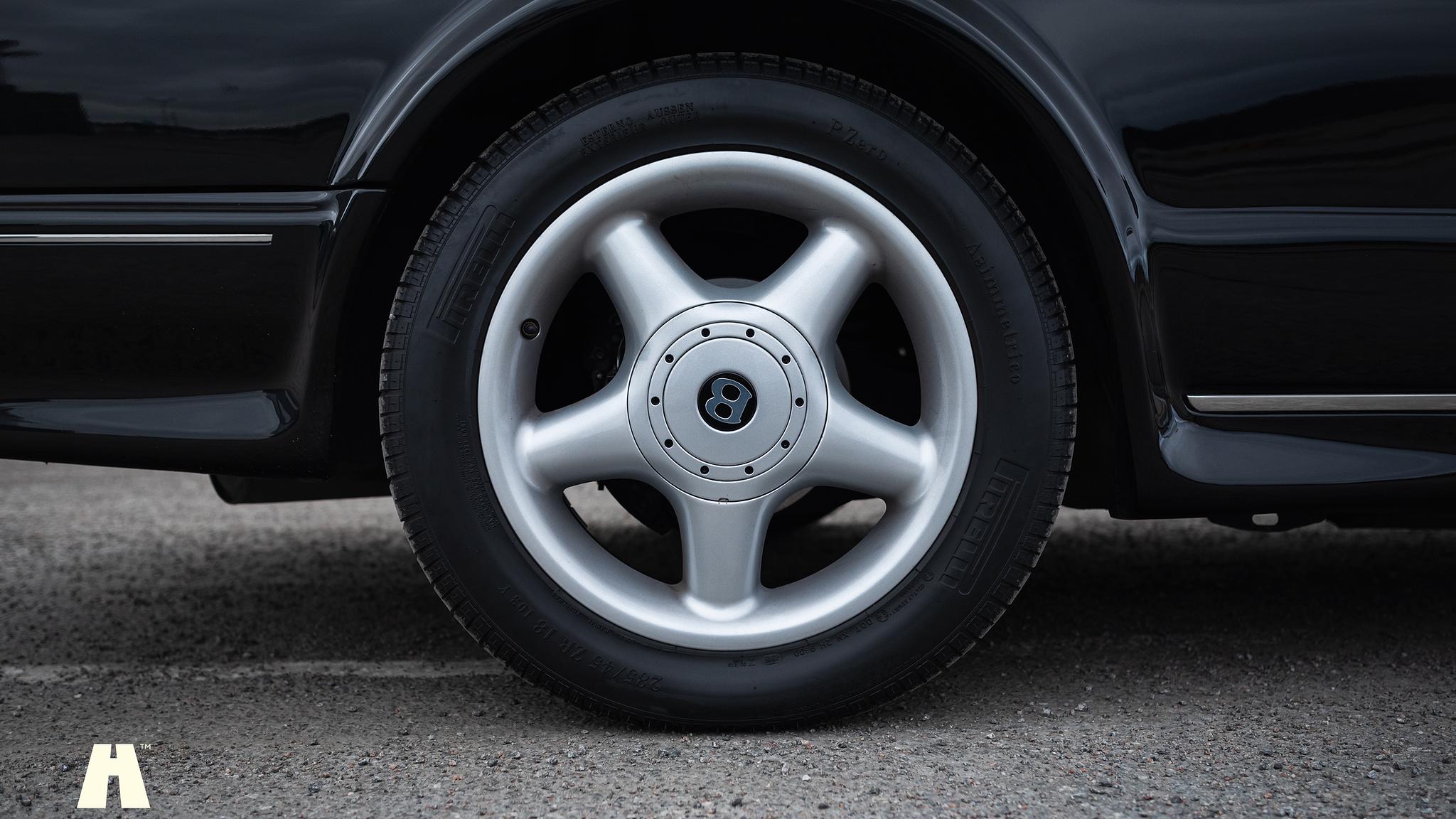 Exterior image of 1997 Bentley Continental T (12)