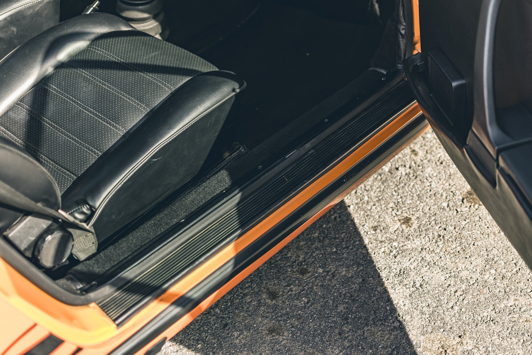 Interior image of Porsche 911 Carrera (27)